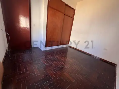 Venta Departamento 2 Ambientes, Sin Expensas-Floresta