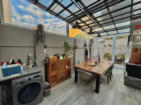 Depto Tipo Casa en Venta con 1 cocheras