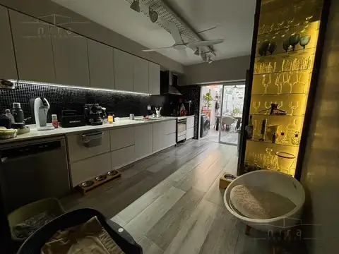 Depto Tipo Casa 5 ambientes con 2 baños