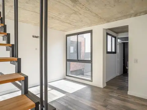 Depto Tipo Casa en Venta en Centro, USD 130.000