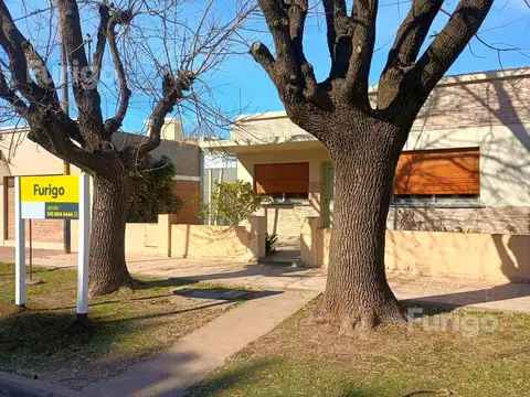 Casa en Pérez, ideal inversión