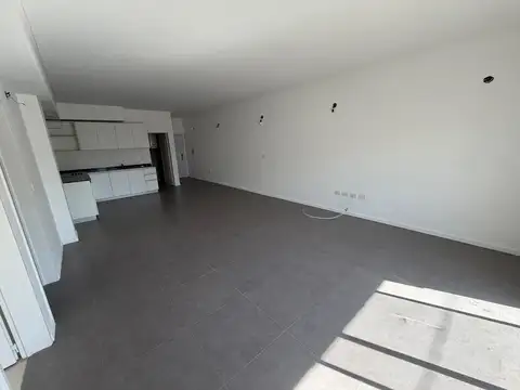 Departamento en Alquiler en Tristán Suárez, $ 650.000