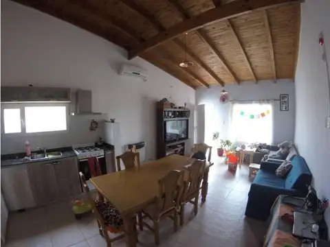 Casa en Venta con 1 cochera