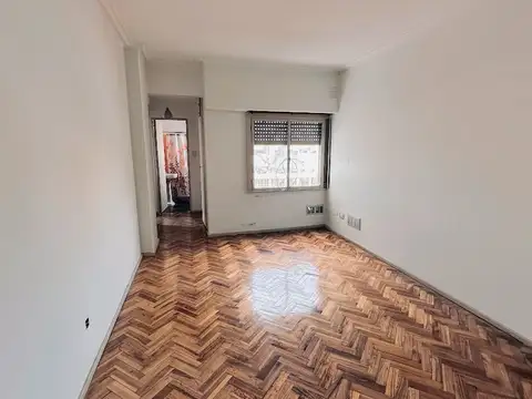 Avenida Rivadavia 7400, Piso 6