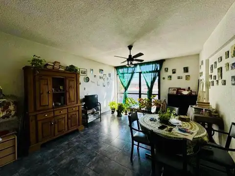 Depto Tipo Casa en Venta de 2 ambientes