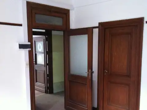 Oficina en Edificio Bencich