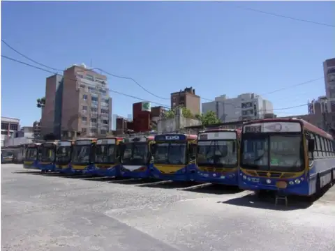 Terreno en Venta 79  mts Fondo