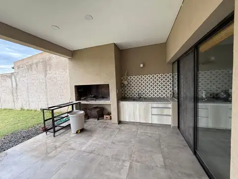 Casa en Alquiler al Norte