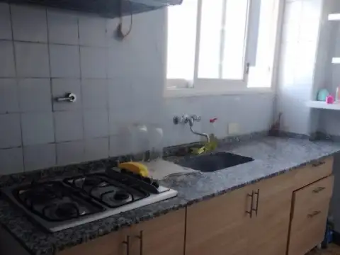 Avenida Rivadavia 100