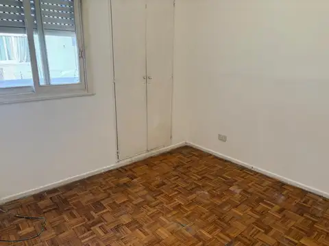 Andrés Lamas 2000, Piso 5