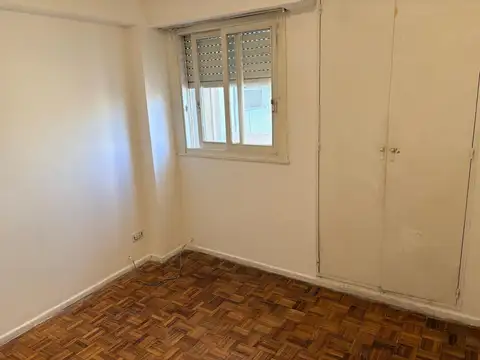 Andrés Lamas 2000, Piso 5