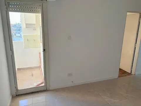 Departamento en Alquiler en Paternal, $ 600.000