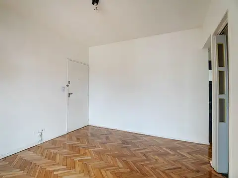 Departamento en Venta en Parque Chacabuco, USD 64.999