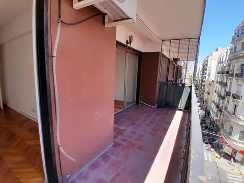 VENTA 3 AMBIENTES  CENTRO/TRIBUNALES. APTO CREDITO