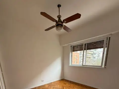 Departamento en Venta en Parque Rivadavia, USD 138.000