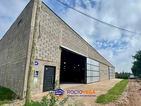 Galpón en venta en Pontevedra, Merlo