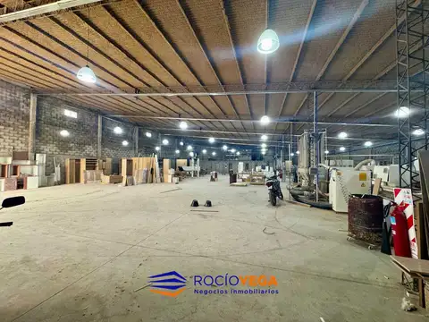 Galpon en venta en Pontevedra, Merlo