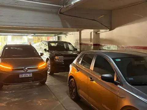 Cochera movil zona Alto Palermo