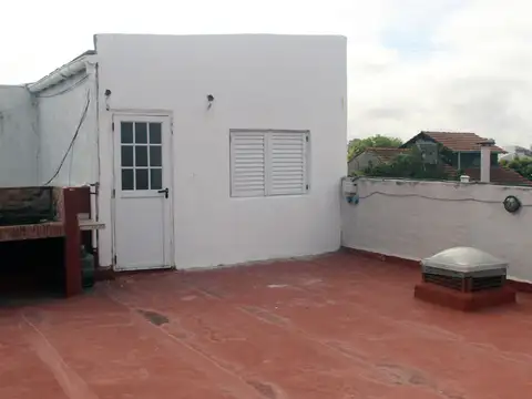 Depto Tipo Casa 3 ambientes con 1 baño