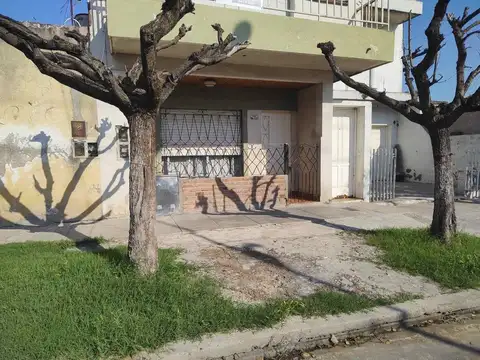 Juan Llerena 900