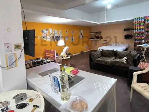 ALquiler de Excelente Deposito 90 m2 en Villa del Parque