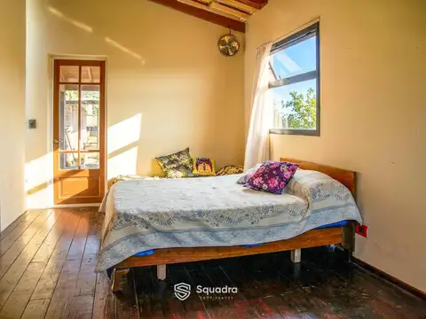 VENTA - Casa de 2 dormitorios con piscina, jardín y cochera - Bosque Azul, Funes.  APTO CRÉDITO.