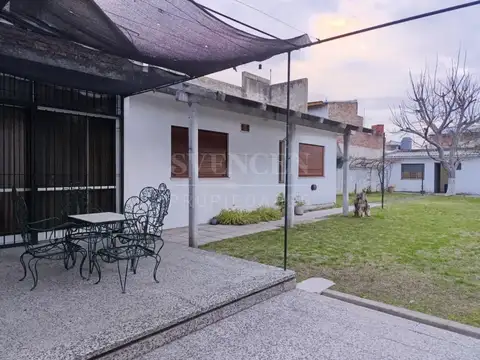Casa  en Venta en Bernal Oeste, Bernal, Quilmes