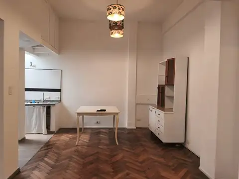 DEPARTAMENTO 2 AMBIENTES (63 M2). 25 DE MAYO 76 PLANTA BAJA AVELLANEDA