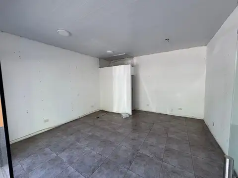 Local en Alquiler en Lujan, $ 400.000