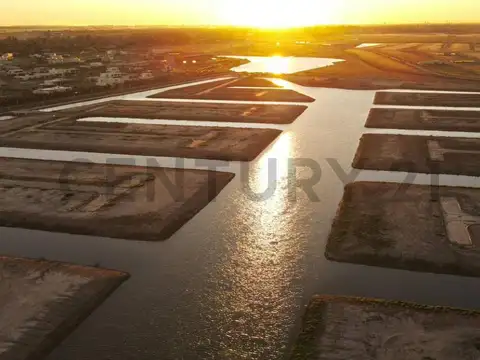 Terreno en Venta 30,25  mts Fondo