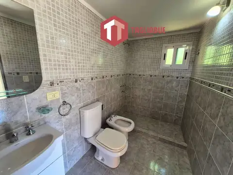 Departamento 2 ambientes con 2 baños