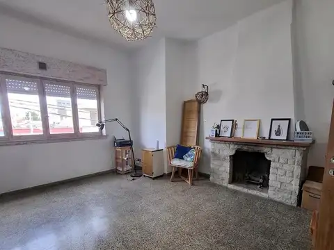 Depto Tipo Casa en Venta 40 años