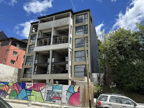 Venta de departamento a estrenar de 3 ambientes, apto profe/ turístico en B Belgrano, Bariloche
