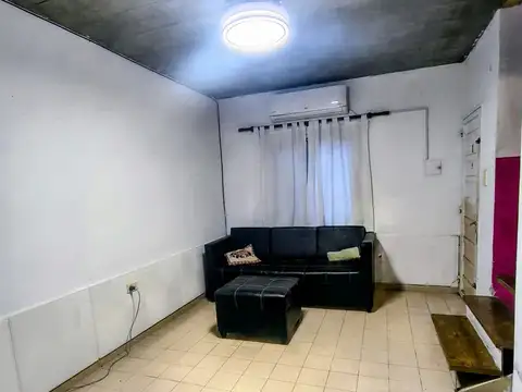 Depto Tipo Casa en Venta de 5 ambientes