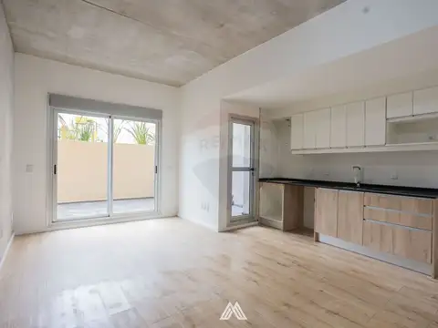 VENTA CON RENTA- 3 DORMITORIOS 2BAÑOS- PISCINA-