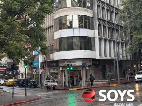 Oficina en Alquiler Marcelo T. de Alvear, Centro, frente a la Municipalidad de Cordoba