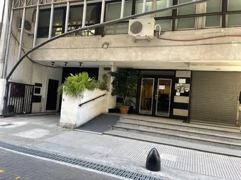 Teniente General Juan Domingo Perón 900