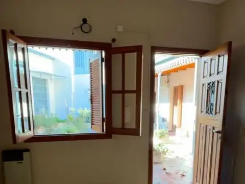 Jean Jaures 700