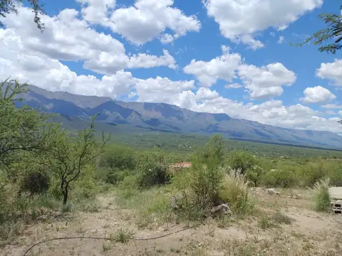 Se vende! Casa con espectacular vista en Villa de las Rosas, Traslasierra