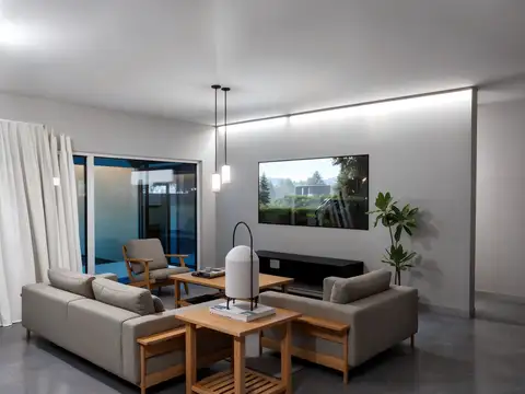 Casa en Venta con 2 cocheras