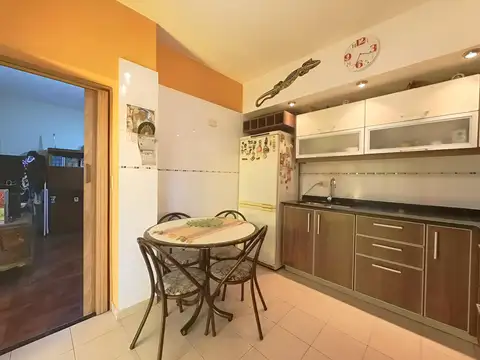 MONTIEL 5482 MULTIFAMILIAR DOS PH EN BLOCK  A 4 CUADRAS DE CHILAVERT Y 3 DE AV. CRUZ