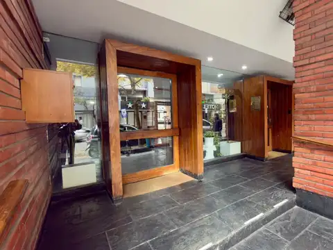 Departamento 3 Ambientes con cochera - Buenos Aires  al 2400 - Mar del Plata