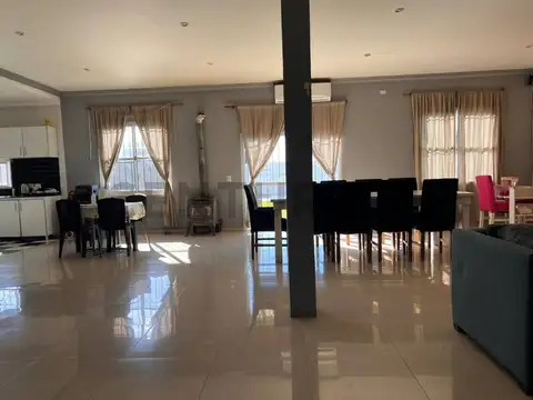 Casa en Venta de 6 dormitorios