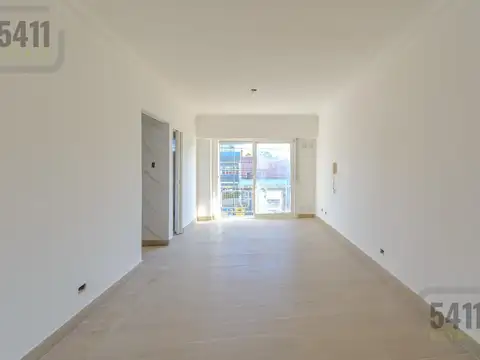 Venta departamento monoambiente Luminoso en Martínez con cochera