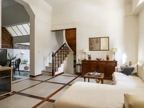 PH de 5 ambientes con patio/jardín de invierno en Venta en Almagro