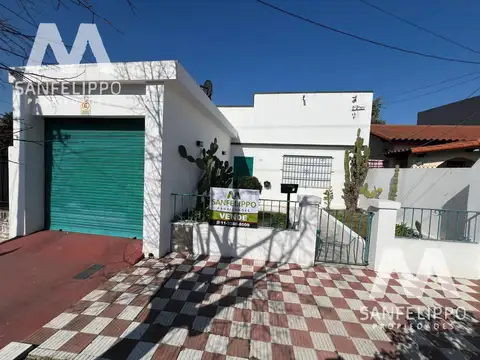 Casa - Venta -  Villa Dominico