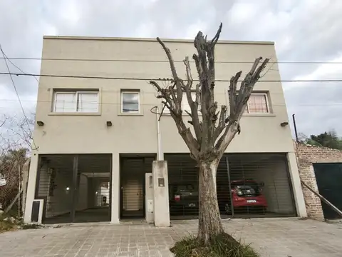 Calle 143  e/  63 y 64  - APTO CREDITO