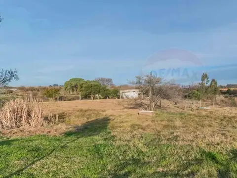 Venta de gran terreno con casa en Pando