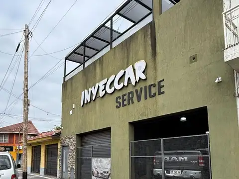 VENTA  VIVIENDA DE CATEGORÍA + IMPORORTANTE GALPÓN