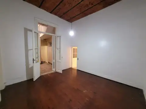 Depto Tipo Casa 4 ambientes con 2 baños